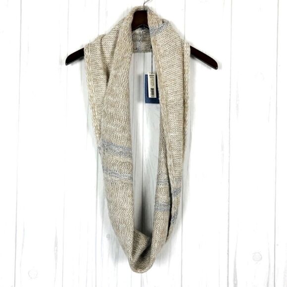 Simply Vera Wang Scarf Infinity Turtle Dove Brown Silver White Threads NWT - Picture 2 of 4